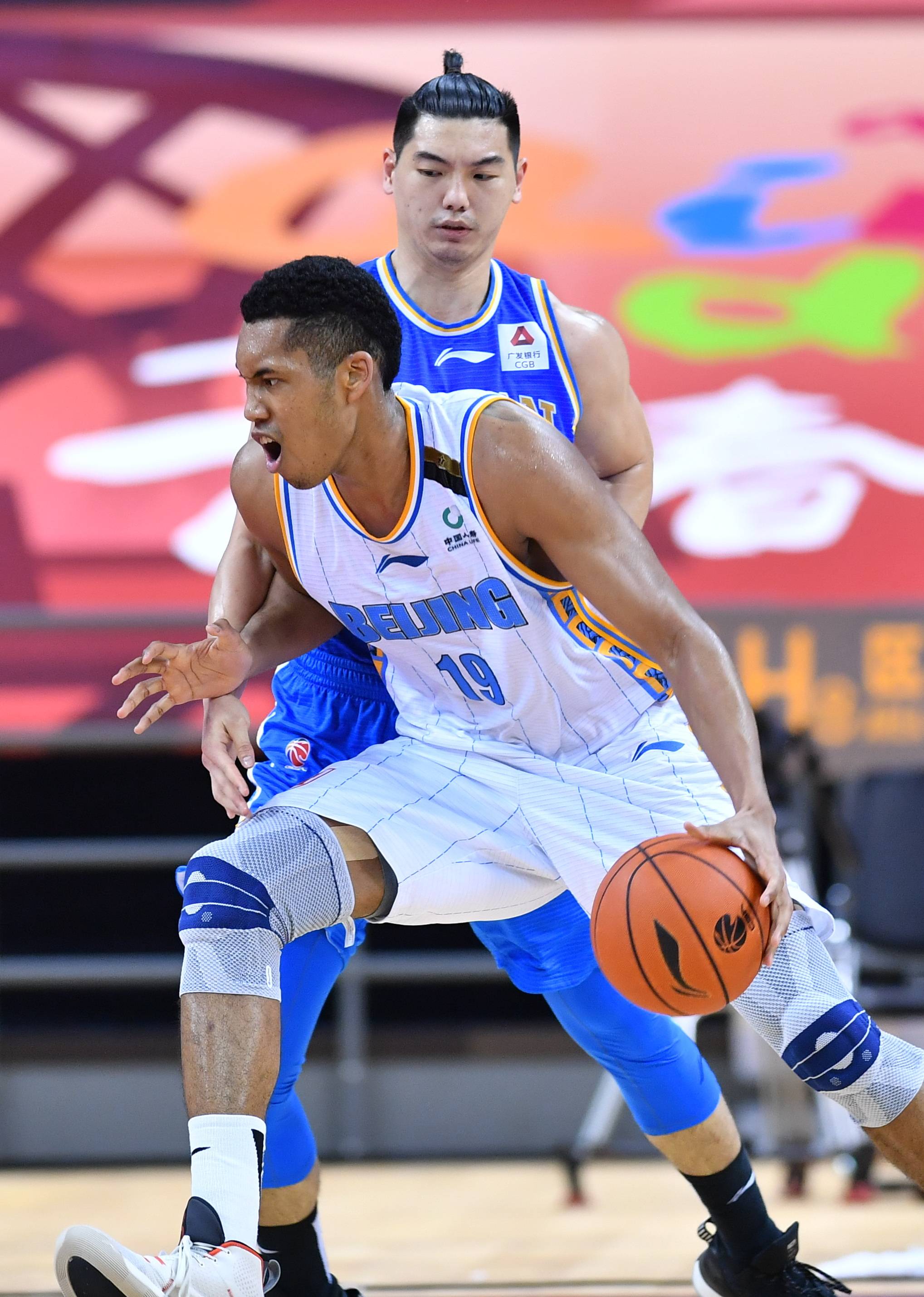 迫对手失误 迫对手失误